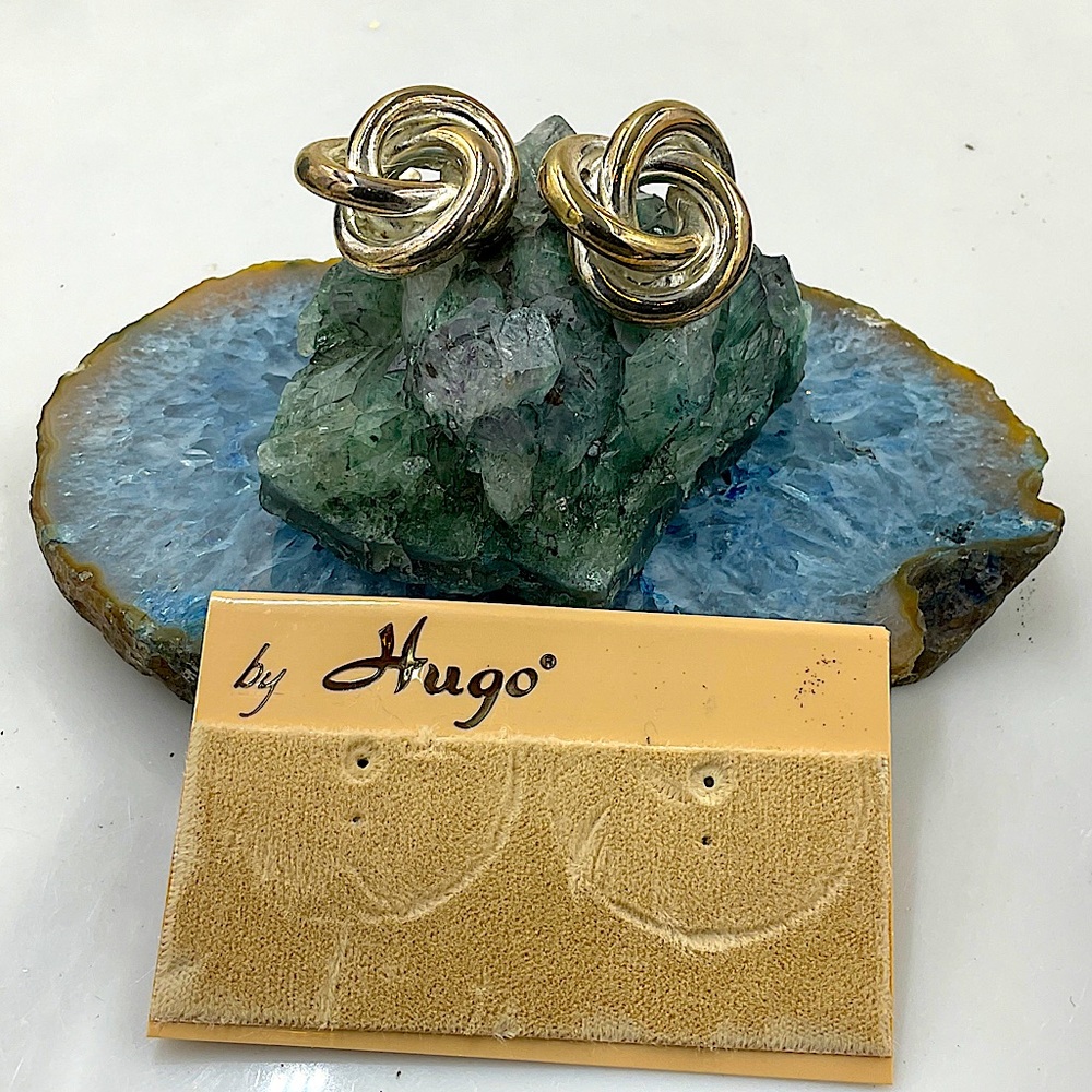Brand New, Vintage Silver & Gold Knot Twisted Pierce Earrings By Hugo (1980’s) - Picture 4 of 5